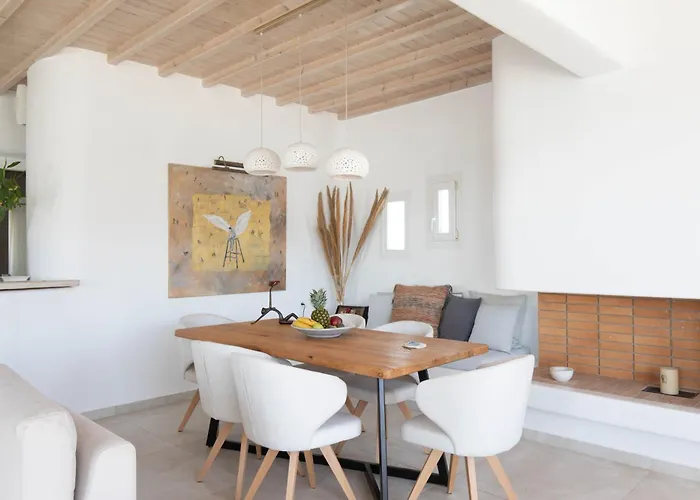 Pursue Your Day Dreams Willa